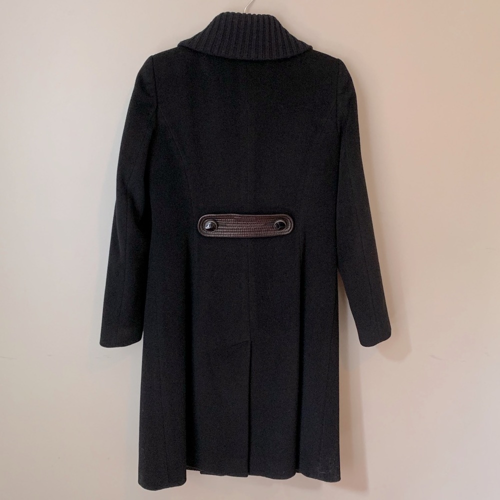 Raffinati long black wool coat with leather trim - Picture 10 of 15